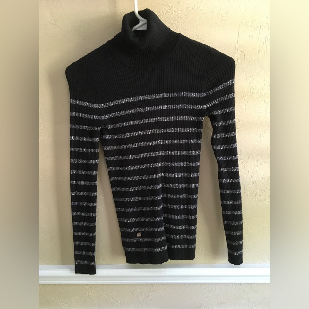 Ralph Lauren women’s sweater.  EUC